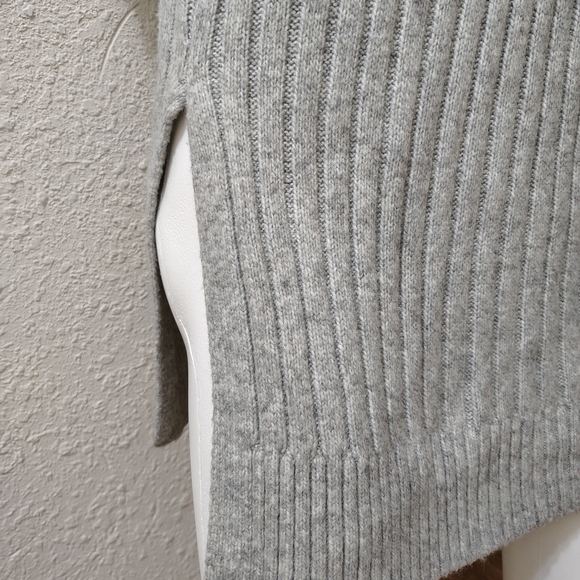 Tahari Light Gray Ribbed Maxi Dress - Picture 6 of 10